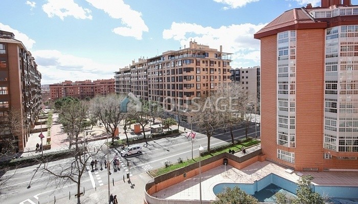 Piso de 4 habitaciones en venta en Madrid, 132 m²