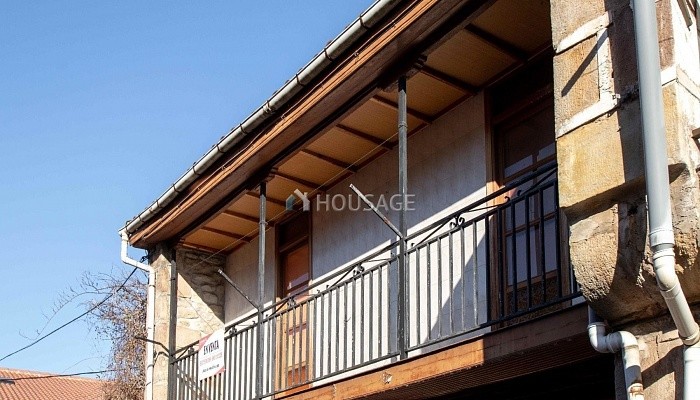 Casa de 4 habitaciones en venta en Los Corrales de Buelna, 258 m²