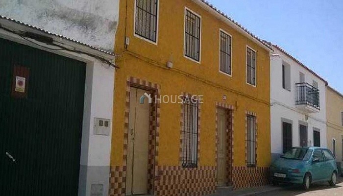 Casa de 4 habitaciones en venta en Malpartida de la Serena, 250 m²
