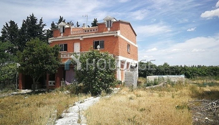 Villa de 5 habitaciones en venta en Zaragoza, 230 m²