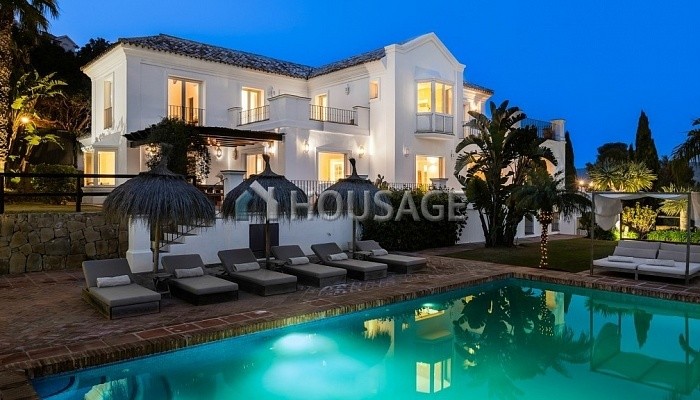 Villa de 6 habitaciones en venta en Marbella, 654 m²