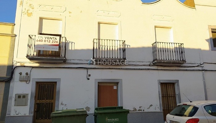 Adosado de 4 habitaciones en venta en La Garrovilla, 374 m²