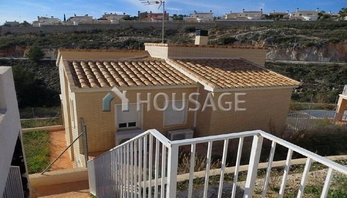 Adosado de 3 habitaciones en venta en Alicante, 137 m²