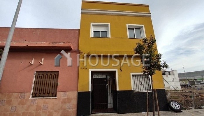 Casa a la venta en la calle C/ Materna, Alzira