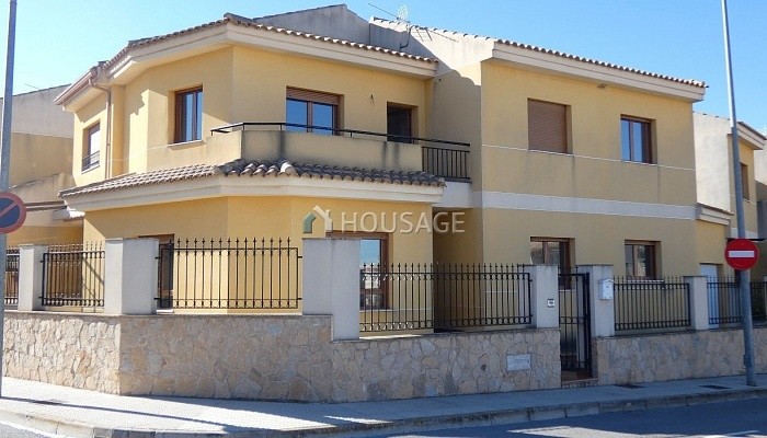Villa en venta en Pinoso, 142 m²
