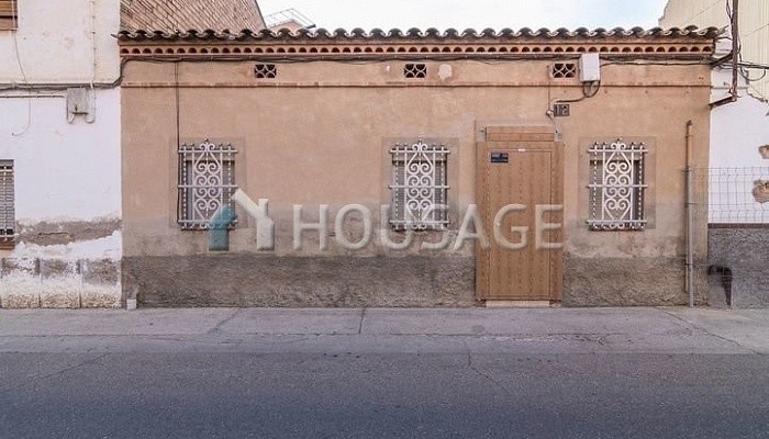 Casa a la venta en la calle C/ Camí Vell d´ Albatàrrec, Lérida