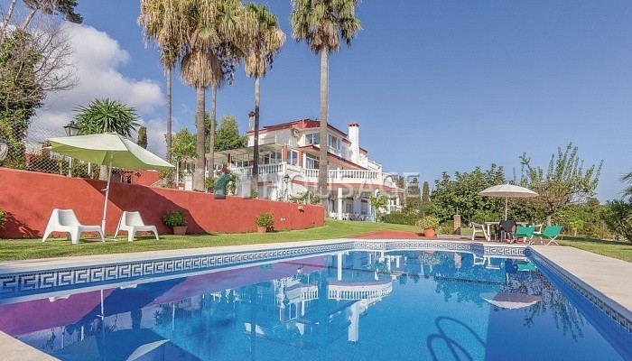 Villa en venta en Málaga, 700 m²