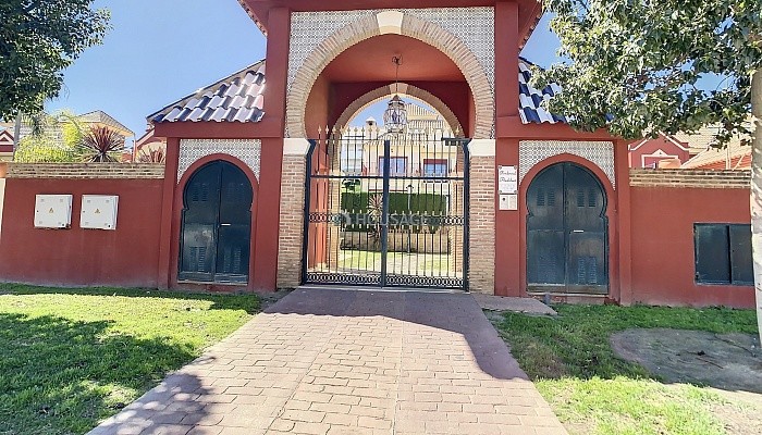 Villa en venta en Benalmádena, 269 m²
