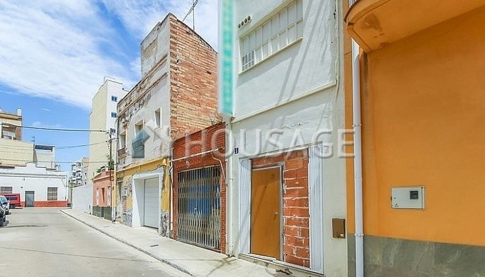 Casa a la venta en la calle C/ Lluis de Montsia, San Carlos de la Rápita