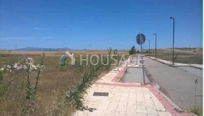 283m2-residential Land for Development for 6.100€ on s7. parcela rup-11. las adoberas-paramillo street (Buniel)