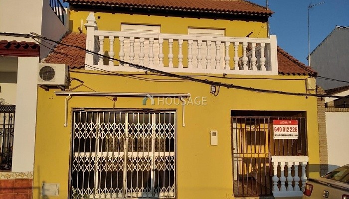 Casa de 3 habitaciones en venta en Guillena, 169 m²
