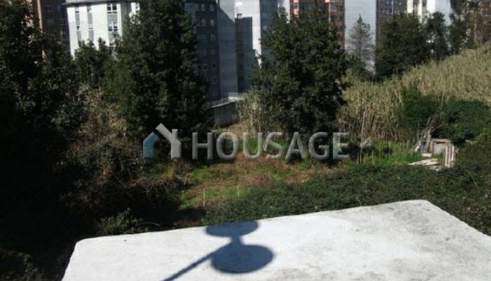Residential Land for Development for sale for 43.000€ with 99m2 located on toxal street (Vigo)
