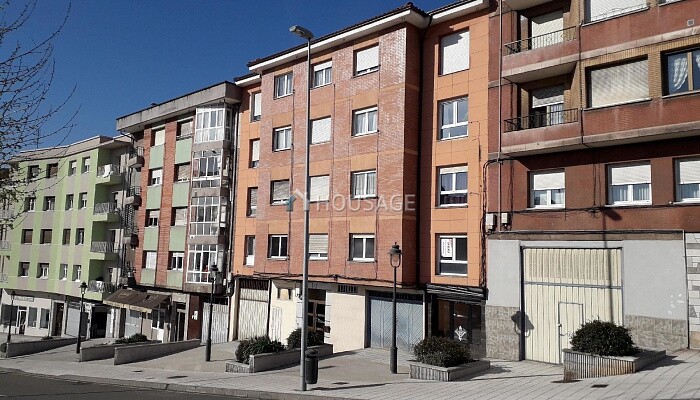 Piso de 3 habitaciones en venta en Ávila, 85 m²