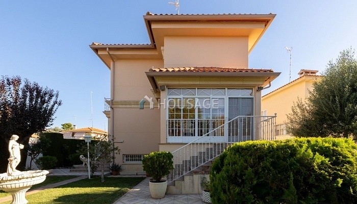 Villa en venta en Ontígola, 335 m²