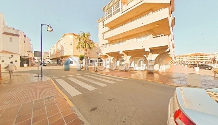 Piso de 5 habitaciones en venta en Almería capital