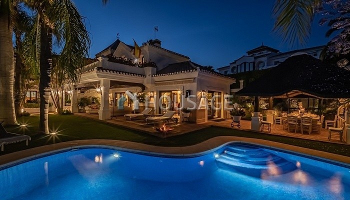 Villa de 7 habitaciones en venta en Marbella, 762 m²