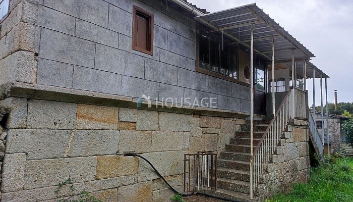 Villa en venta en Amoeiro, 93 m²