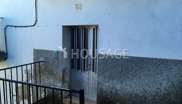 Casa de 3 habitaciones en venta en Alcuéscar, 126 m²