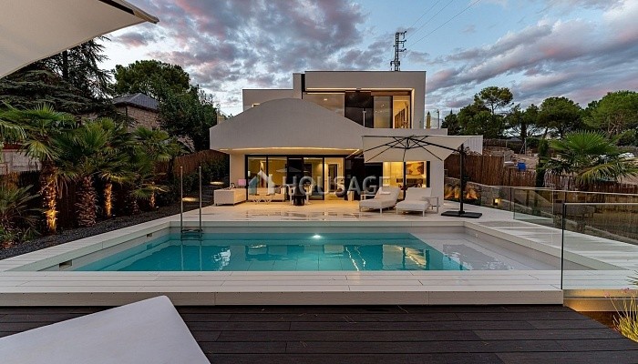 Villa en venta en Torrelodones, 295 m²