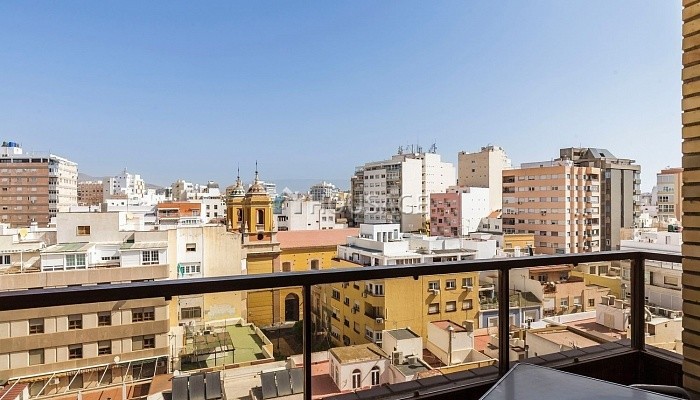 Piso en venta en Almería capital, 133 m²