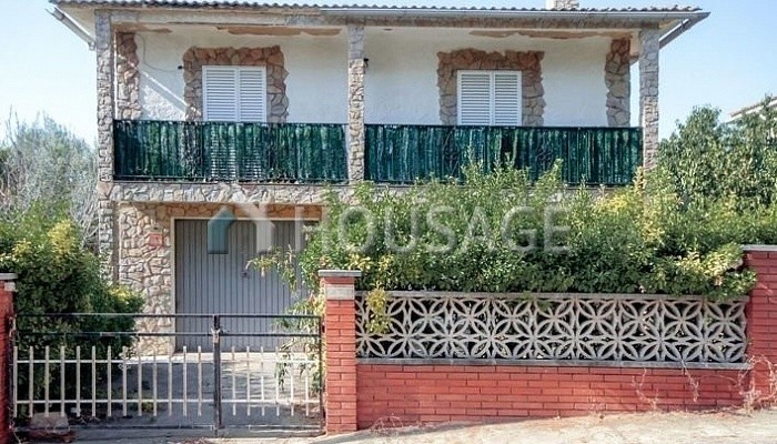 Villa a la venta en la calle C/ Sils, Pineda de Mar