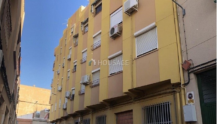 Piso de 2 habitaciones en venta en Almería capital, 80 m²