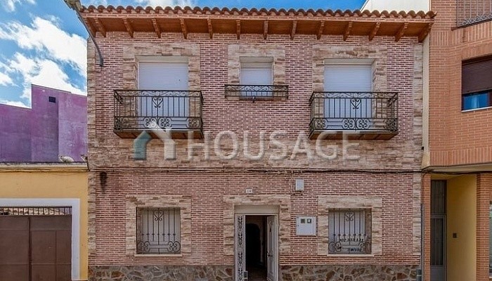 Casa a la venta en la calle C/ Las Doncellas, Santa Olalla