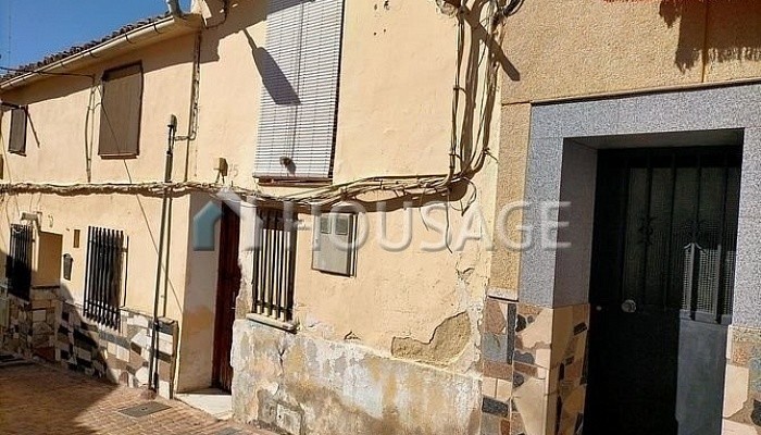 Villa a la venta en la calle CL BELEN Nº 75, Cuenca