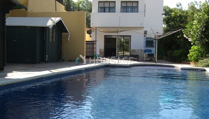 Villa de 4 habitaciones en venta en Torremolinos, 304 m²