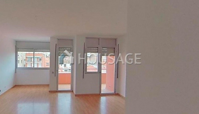 Piso de 3 habitaciones en venta en Barcelona, 67 m²