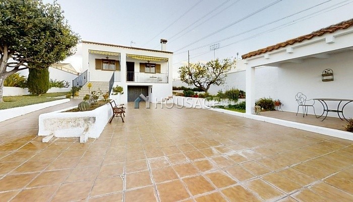 Villa en venta en San Antonio de Benagéber, 256 m²