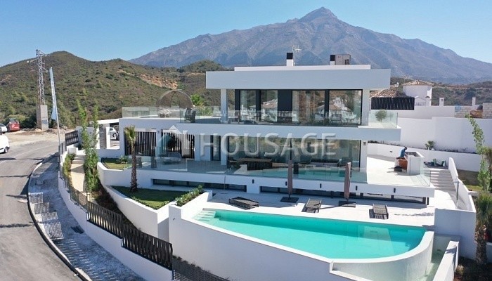 Villa de 4 habitaciones en venta en Marbella, 439.93 m²