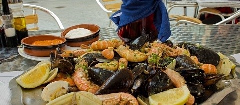 Las mejores ciudades de España para los amantes del marisco 