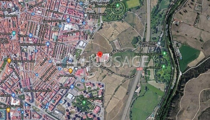 1.919m2 residential Land for Development located on paraje tras el prado nuevo. poligono 5. parcela street. León for 33.000€