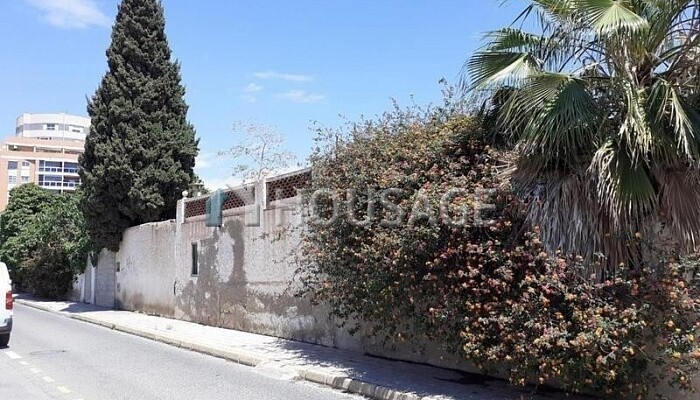 328m2-urban Land Industrial for sale located on escultor montañes street (Alicante/Alacant) for 80.000€