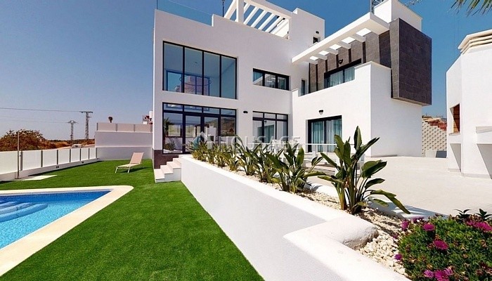 Villa en venta en Finestrat, 210 m²