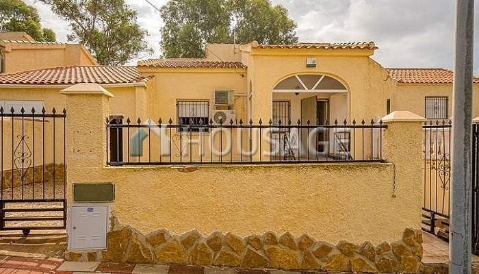 Villa a la venta en la calle C/ Andorra, San Fulgencio
