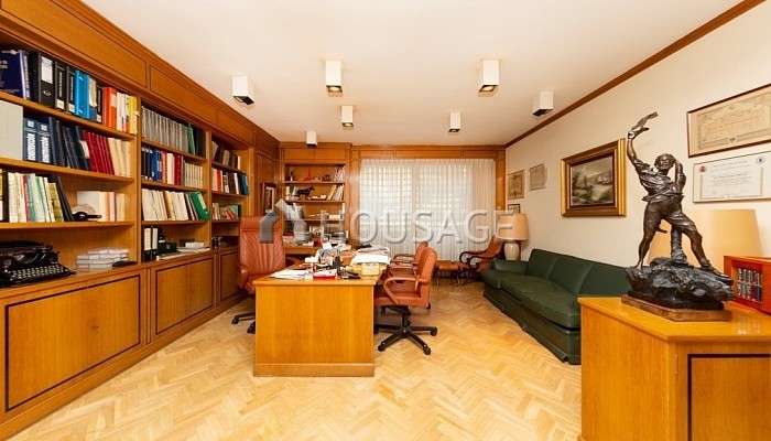 Piso de 4 habitaciones en venta en Madrid, 206 m²