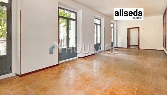Piso de 3 habitaciones en venta en Madrid, 146 m²