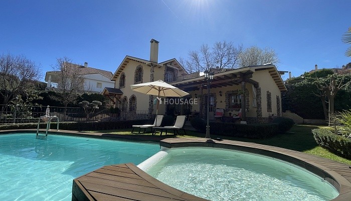 Villa en venta en Campo Real, 308 m²