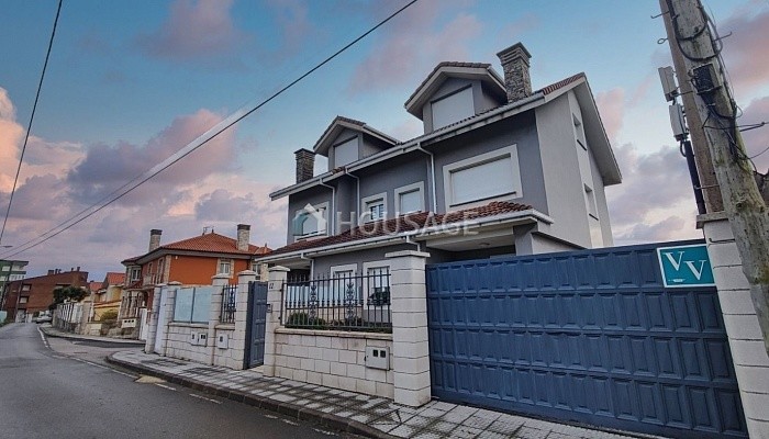 Villa en venta en Castrillón, 246 m²