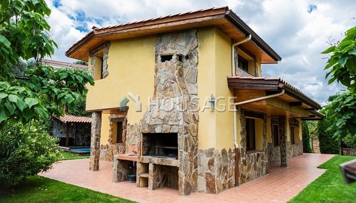 Villa a la venta en la calle Circular Plaza De La Constitución, Guadarrama