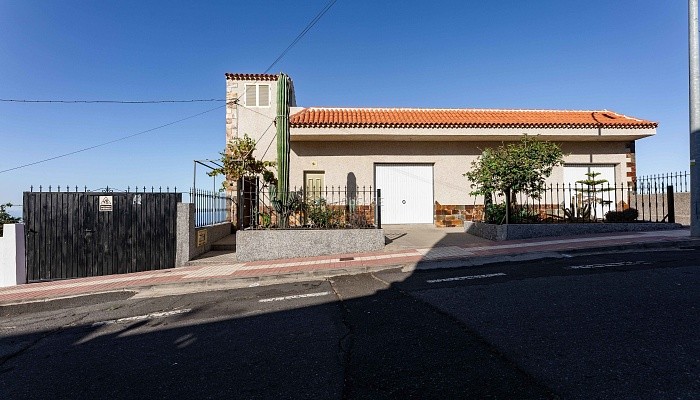 Villa en venta en Santiago del Teide, 488 m²