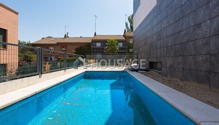 Villa de 6 habitaciones en venta en Madrid, 388 m²