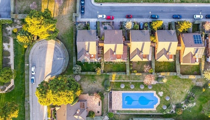 Villa en venta en Las Rozas, 327 m²