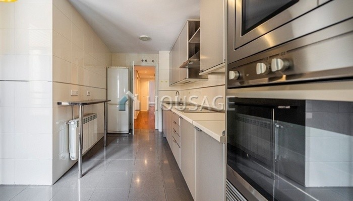 Piso de 2 habitaciones en venta en Madrid, 127 m²