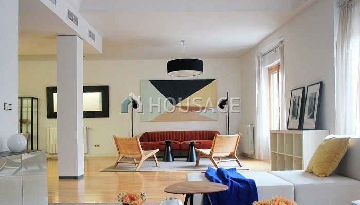 Piso de 4 habitaciones en venta en Madrid, 302 m²