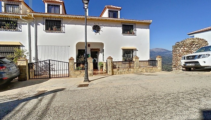 Villa en venta en Comares, 304 m²