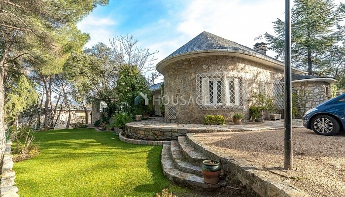 Villa en venta en Torrelodones, 1.008 m²
