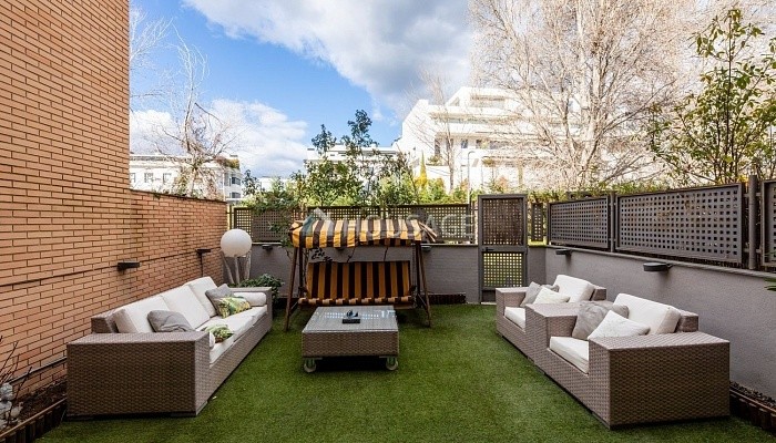 Villa en venta en Madrid, 361 m²